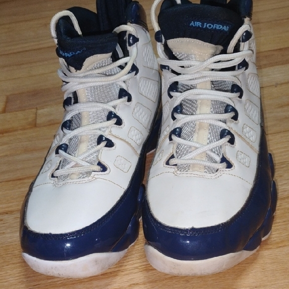Air Jordan 9 Retro “Flint Grey / French Blue” – White and Navy Athletic Sneakers - Picture 3 of 12